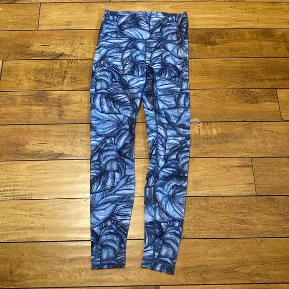 Lululemon Leggings - Picture 1 of 5